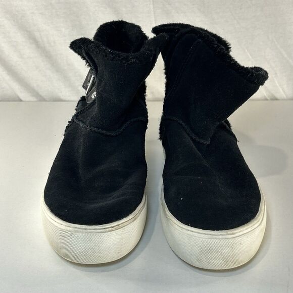 Ugg Women's Aika Boot Sneaker Size 8.5 Black Suede Fur Sherpa Lined Pull On Shoe - Picture 2 of 7